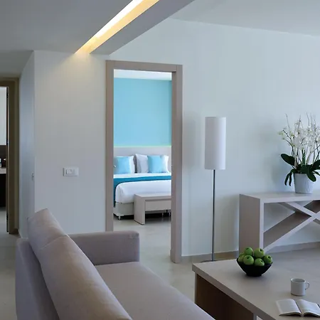 Отель Atlantica 5*