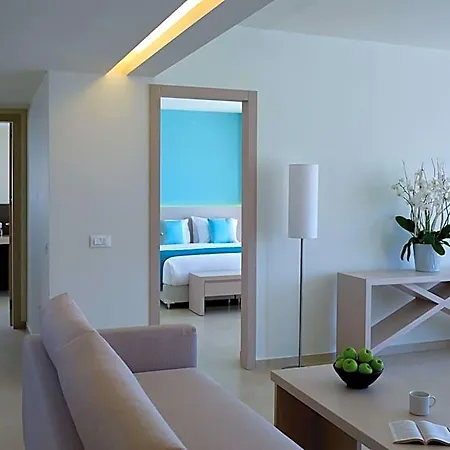 Atlantica Hotel 5*